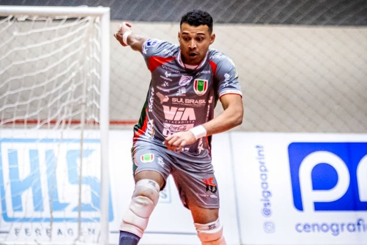 ACF conquista grande vitória em Blumenau pela LNF Silver Cresol 5 07 1