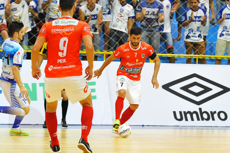 Concórdia e Umbro se licenciam da LNF 2018 para retornar em 2019 fortalecidos 2 RLA 3376