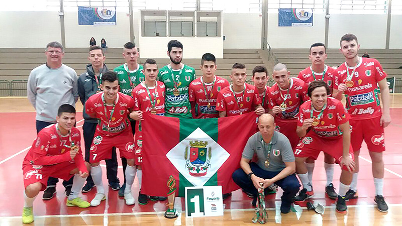 Concórdia é campeã do futsal nos Joguinhos Abertos de Santa Catarina 2 joguinhos