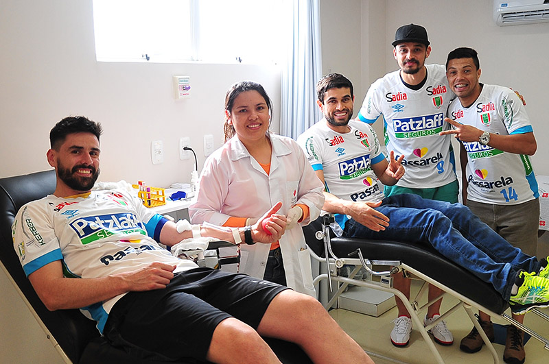 Atletas da ACF fazem doação de sangue no Hemocentro de Concórdia 3 doacao sangue