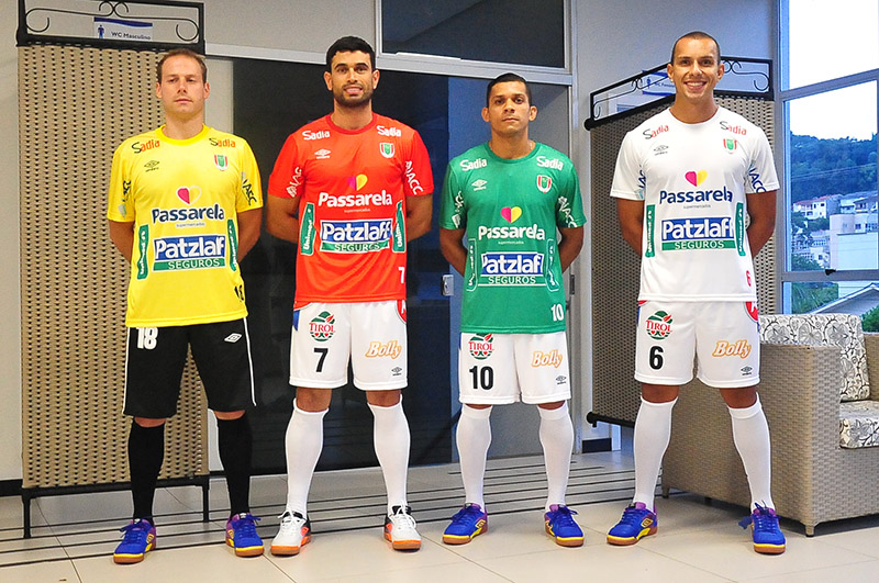 Concórdia apresenta uniformes e atletas e surpreende anunciando oficialmente as categorias de base 7 uniformes 2017