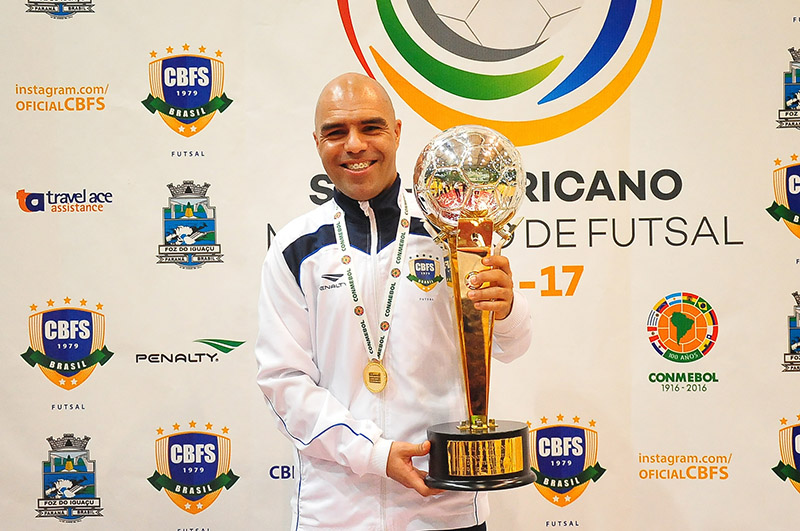 Fabiano Silva, preparador físico da ACF é convocado para Seleção Brasileira Sub-17 2 fabiano selecao