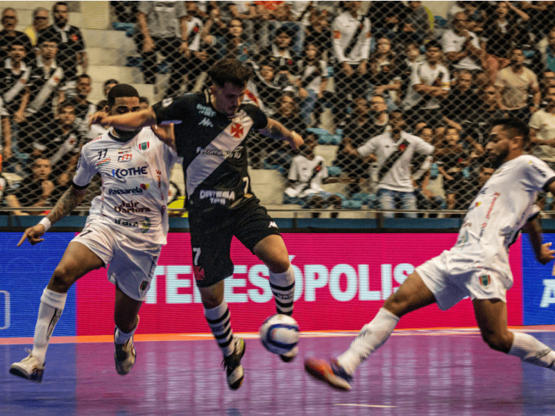 Com gol no último segundo, Concórdia elimina Vasco 3 Vasco x ACF 02